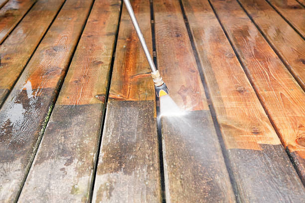 Best Driveway Pressure Washing  in Creston, IA